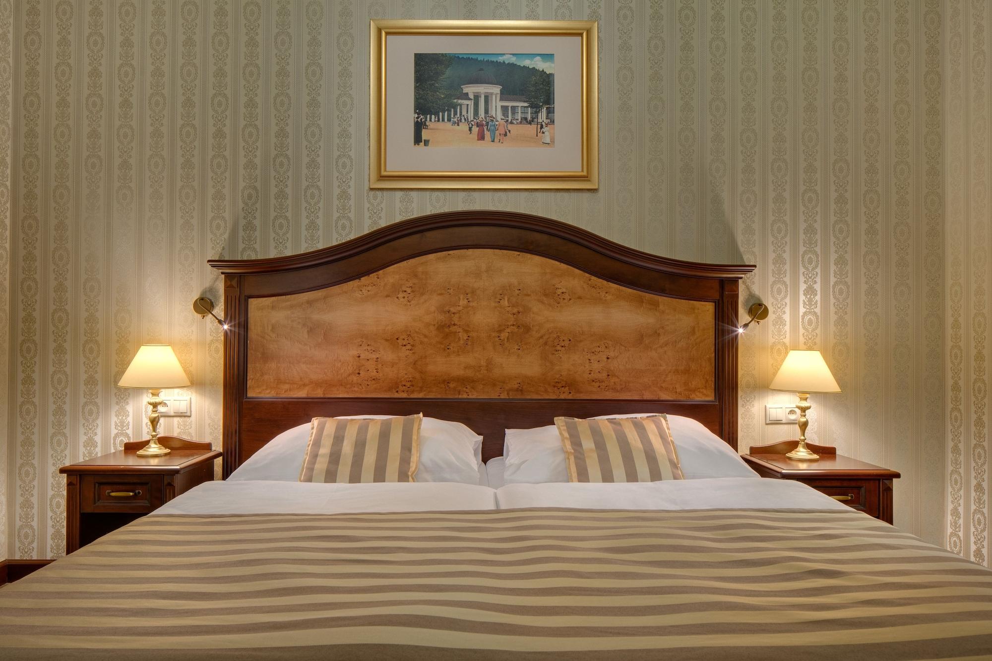 Hotel Ensana Nové Lázně Mariánské Lázně Esterno foto